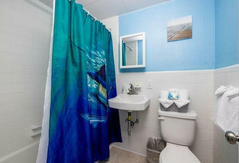 Отель The Blue Marlin Resort