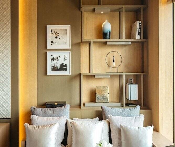 Отель The Ritzcarlton, Xi An