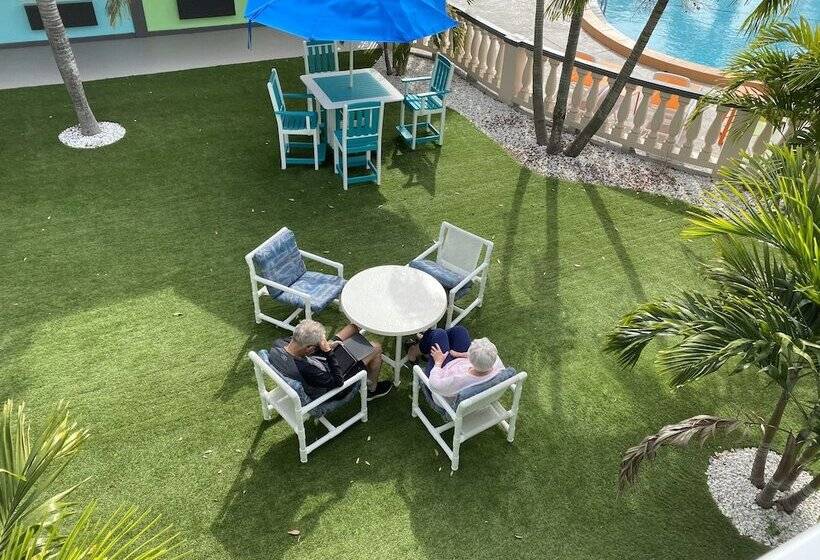 מוטל Tropical Inn & Suites, Downtown Clearwater