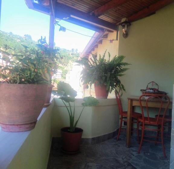 Пансион Nako Guest House Bar&restaurants