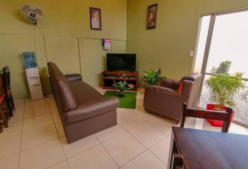 ペンション Nice Place Hostel