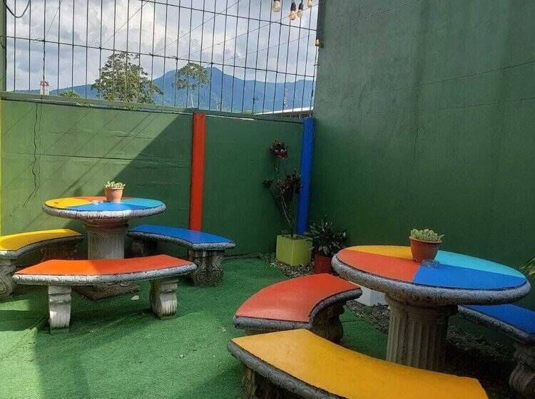 펜션 Nice Place Hostel