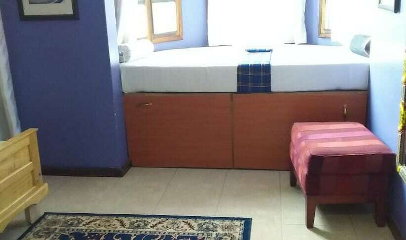 استراحتگاه The Estate Ebwerenga