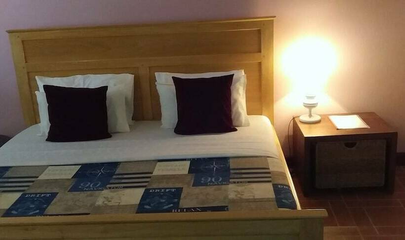 استراحتگاه The Estate Ebwerenga