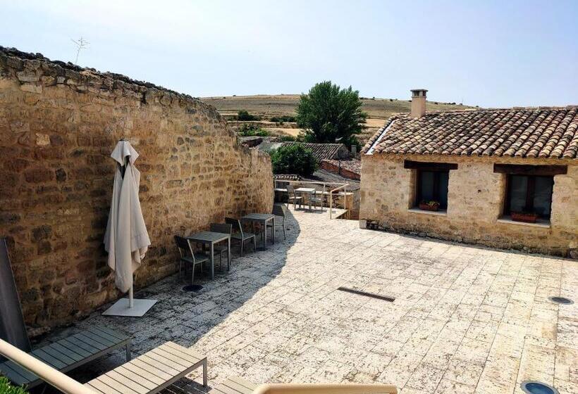 ユースホステル Santa Brigida   Real 1