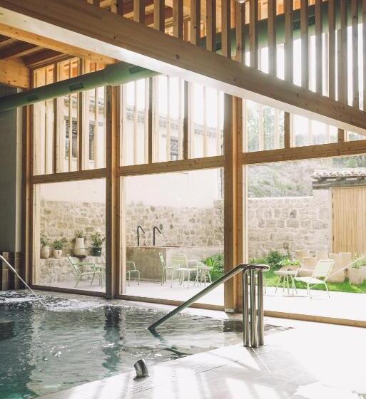 ユースホステル Santa Brigida   Real 1