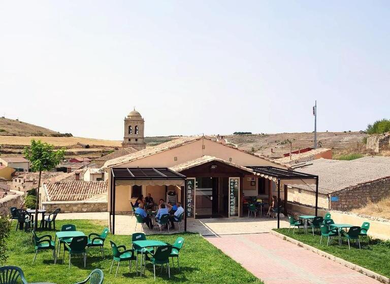 ユースホステル Santa Brigida   Real 1