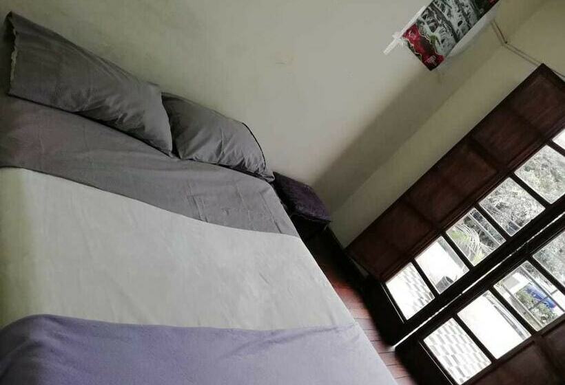 تختخواب و صبحانه Kallpa House Peru Hostel