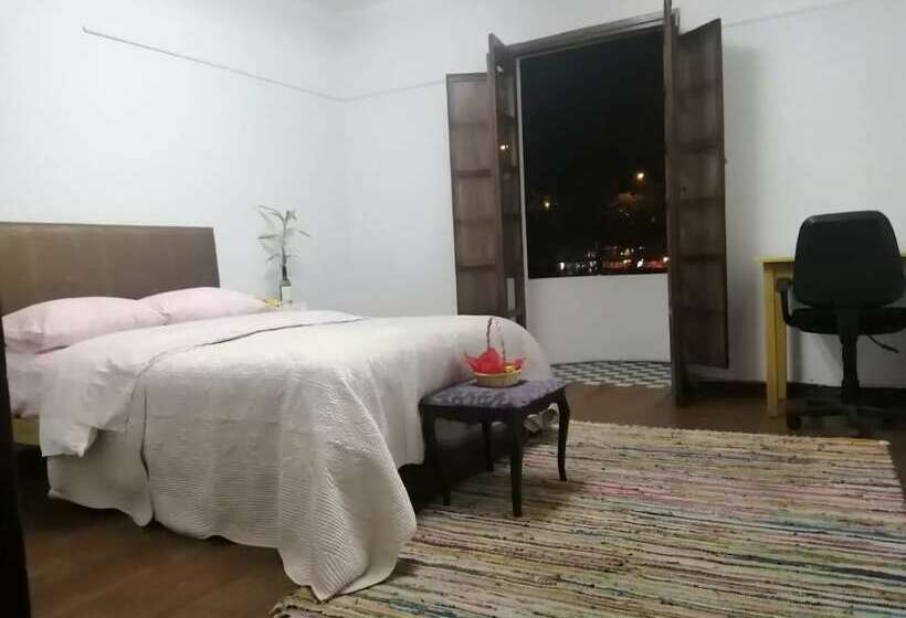 تختخواب و صبحانه Kallpa House Peru Hostel