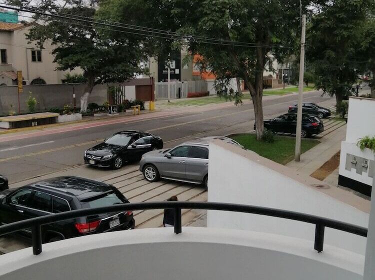 تختخواب و صبحانه Kallpa House Peru Hostel