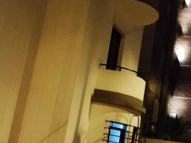 تختخواب و صبحانه Kallpa House Peru Hostel