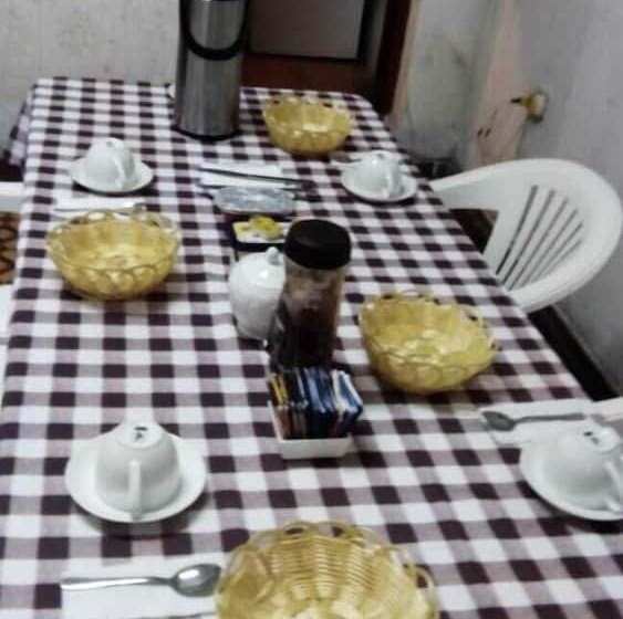 تختخواب و صبحانه Kallpa House Peru Hostel