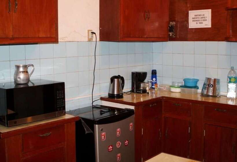 تختخواب و صبحانه Kallpa House Peru Hostel