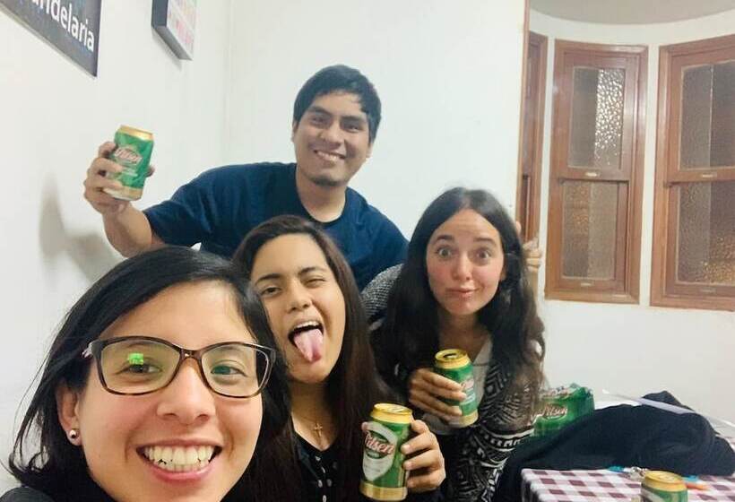 تختخواب و صبحانه Kallpa House Peru Hostel