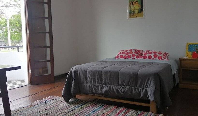 تختخواب و صبحانه Kallpa House Peru Hostel