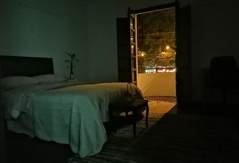 تختخواب و صبحانه Kallpa House Peru Hostel