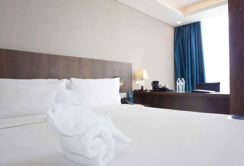 فندق Golden Tulip Springhill Lampung
