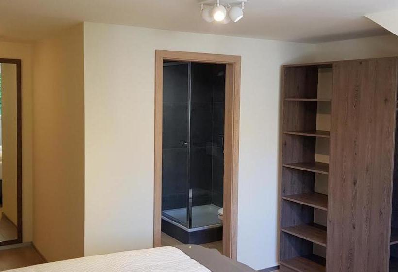 בית מלון כפרי L'avenue