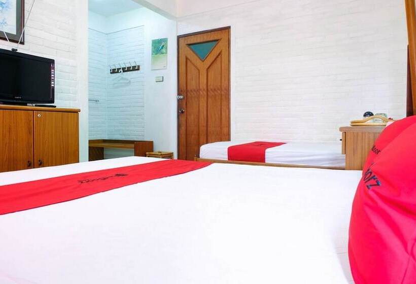 ホテル Reddoorz Syariah Near Kopeng Treetop Adventure