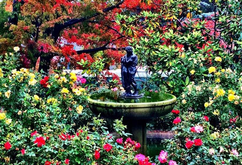 ホテル The Inn On Knowles Hill Bed & Breakfast