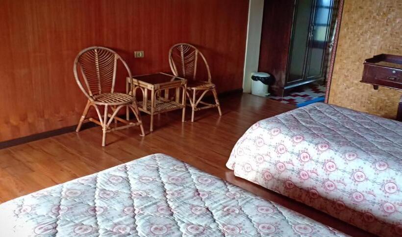 호텔 Toraja Torsina