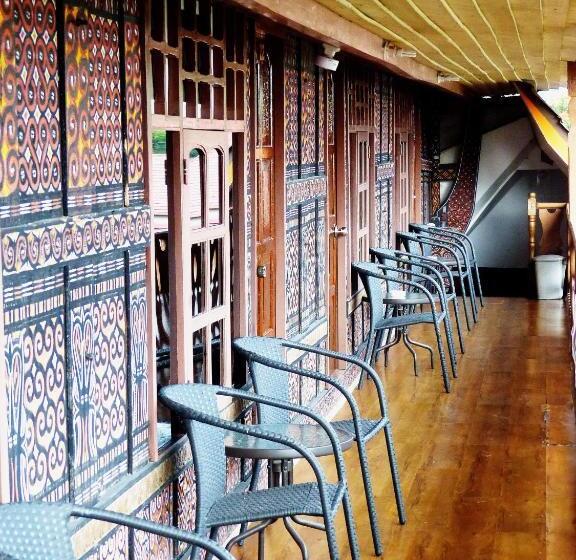 호텔 Toraja Torsina