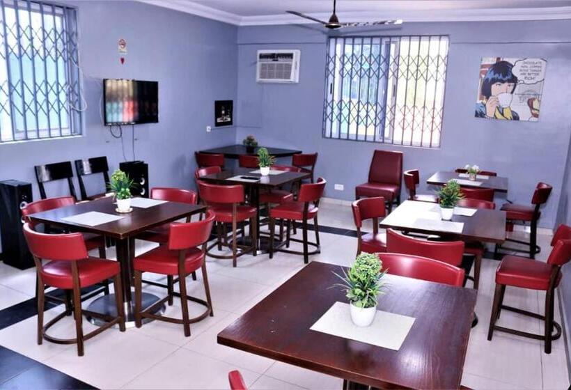 پانسیون Lady M Guest House