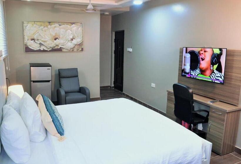 پانسیون Lady M Guest House