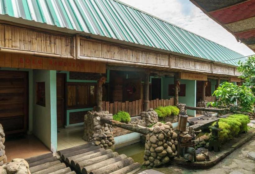 펜션 Reddoorz Syariah @ Jalan Arteri Kualanamu Medan