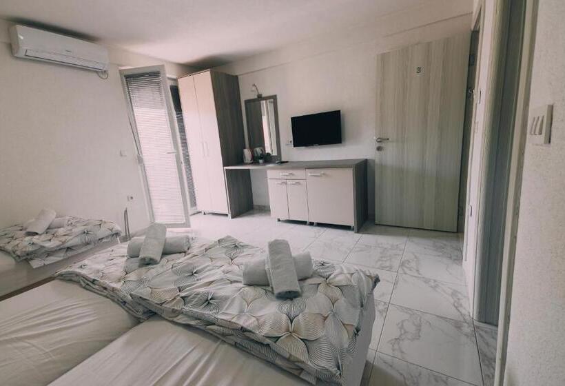 پانسیون Villa Ekaterina