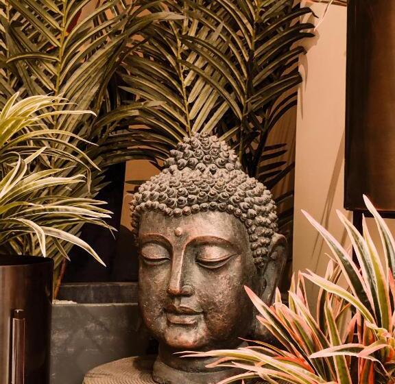 The Summer House, Pachmarhi Am Hotel Kollection