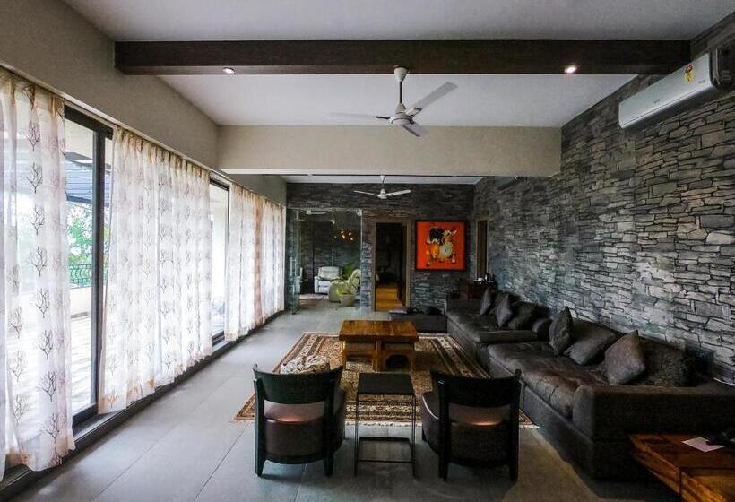 The Summer House, Pachmarhi Am Hotel Kollection