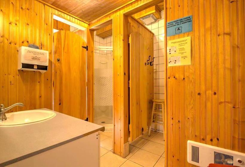 هاستل Hi Charlottetown Backpacker S Inn