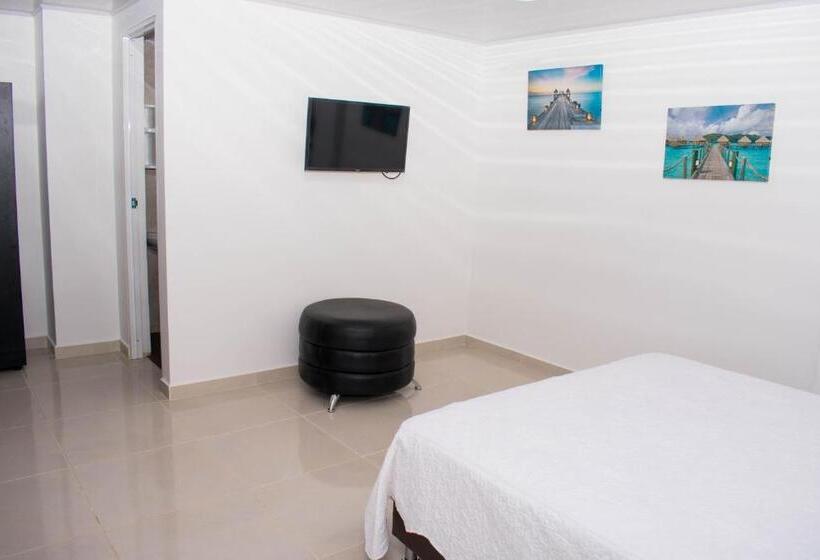 تختخواب و صبحانه Zaboka Sai