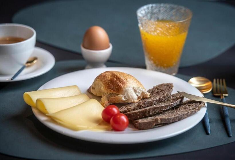 Bed & Breakfast Jezuietenplein 21