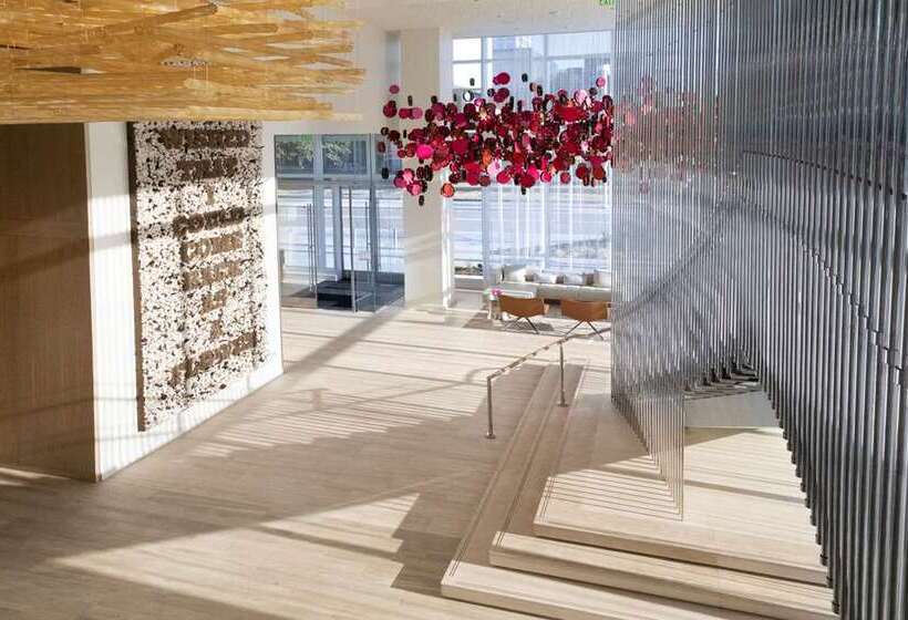 Hall Arts Hotel Dallas, Curio Collection By Hilton