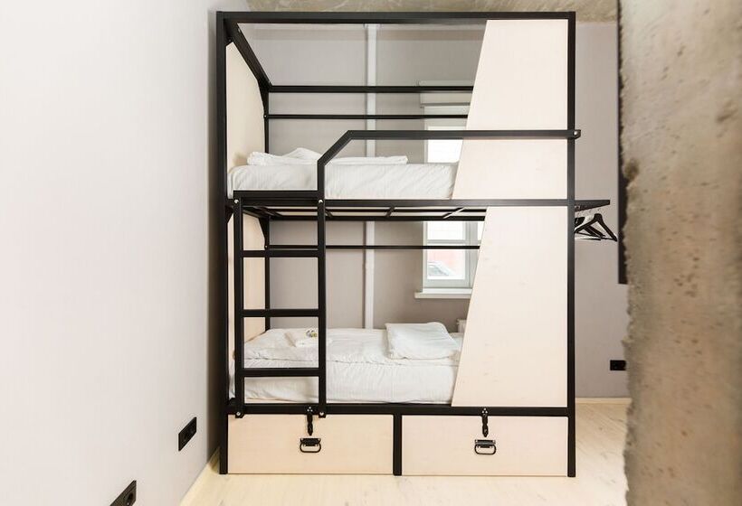 Hostel Urban