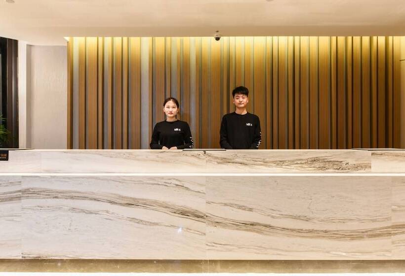 Atour Hotel Langfang Xichang Road