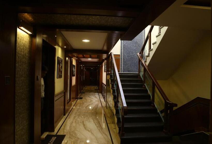 酒店 Beverly Villa