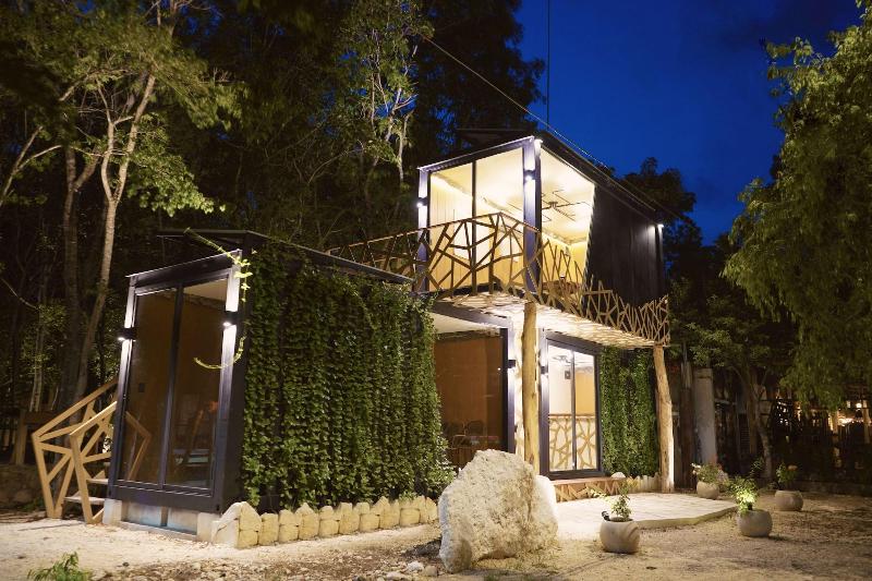 هتل Bufo Alvarius