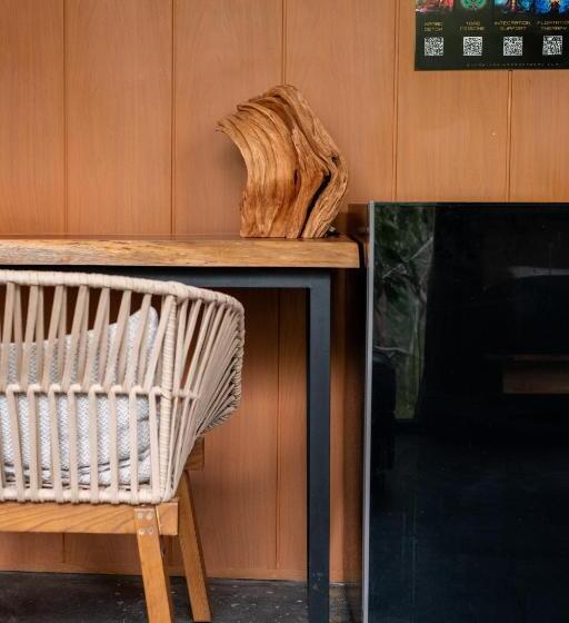 هتل Bufo Alvarius