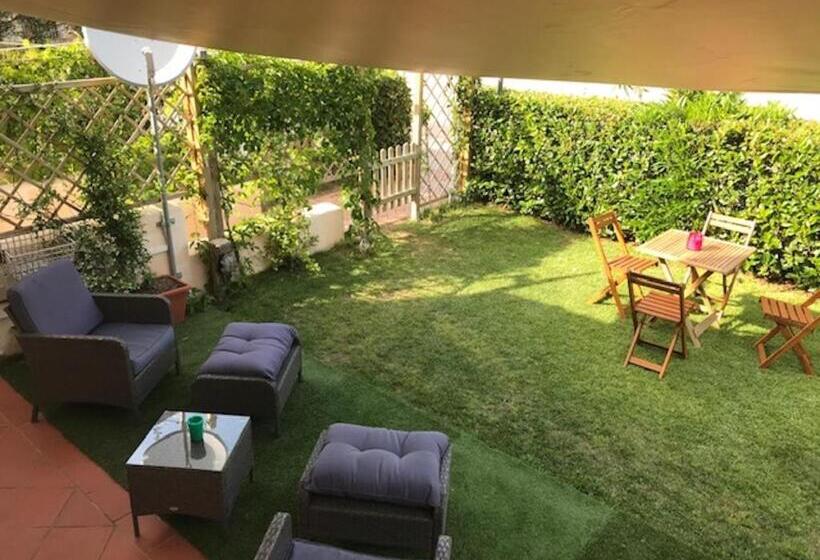 בית מלון כפרי Esmeralda Ss