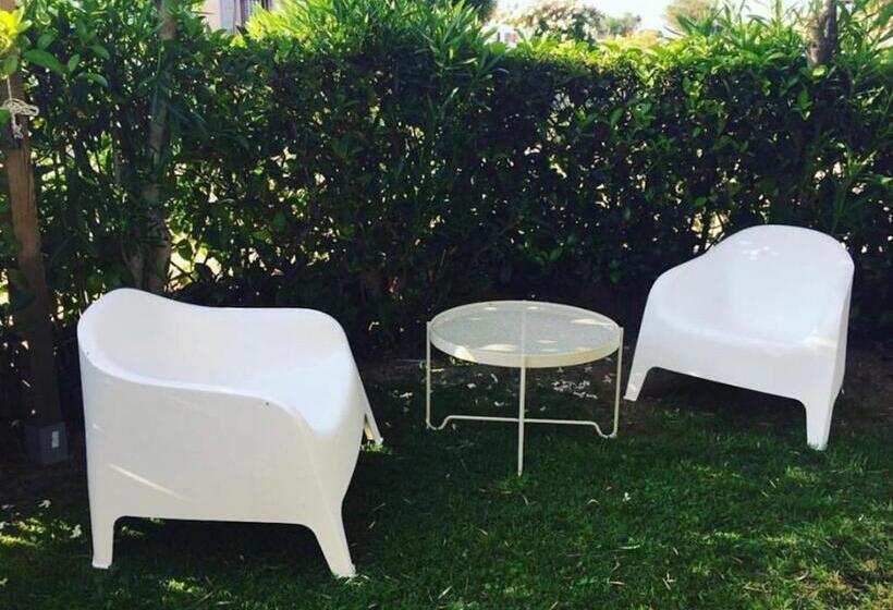 בית מלון כפרי Esmeralda Ss