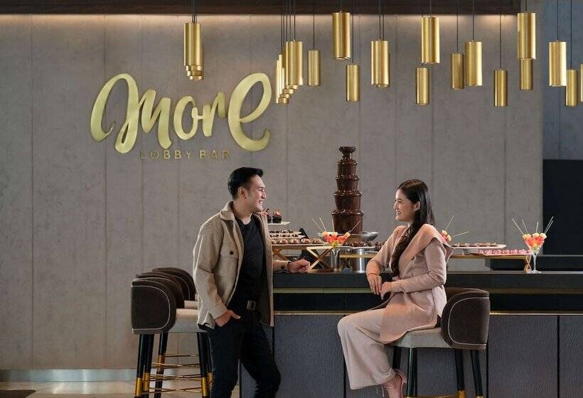 酒店 Movenpick Surabaya City