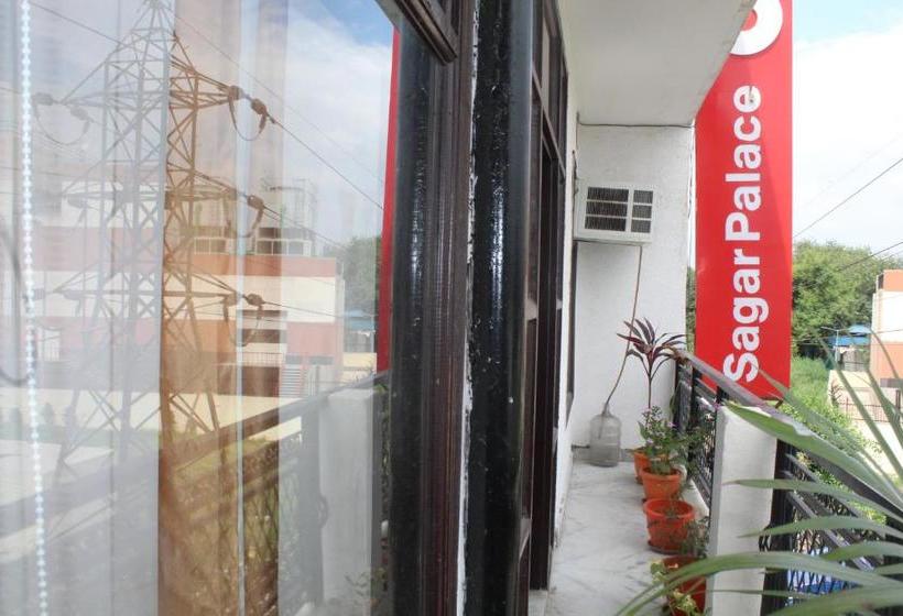 Отель Sagar Palace @ Near Nizamuddin Railway Station