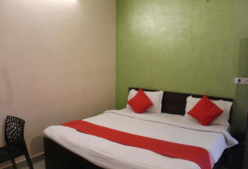 Отель Sagar Palace @ Near Nizamuddin Railway Station