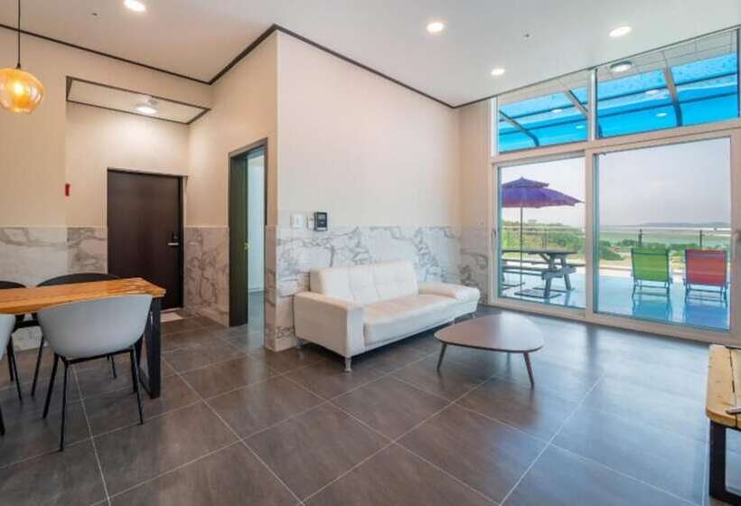 אתר נופש Paju Obladi Pool Villa