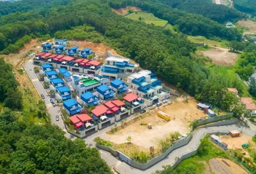 אתר נופש Paju Obladi Pool Villa