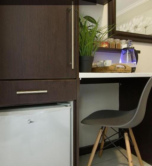 پانسیون Royal Palms Guest House