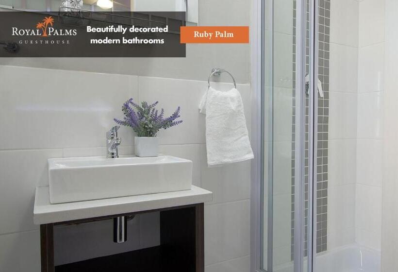 پانسیون Royal Palms Guest House